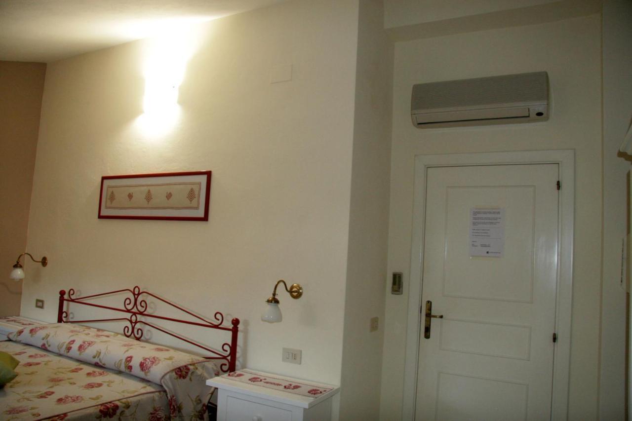 La Brezza Del Sud Villa Teulada Kültér fotó